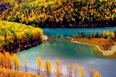喀納斯湖、禾木、白哈巴、胡楊林、牛羊轉(zhuǎn)場、沙漠日落經(jīng)典攝影線路11日游